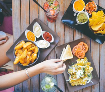 QUAND VOTRE FAMILLE NE COMPRENDS PAS VOTRE NOUVELLE ALIMENTATION ET MODE DE VIE (pourquoi tu ne bois pas d'alcool, etc..)