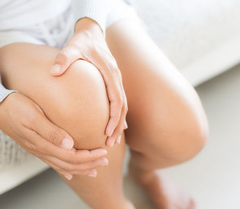 QUE SIGNIFIE VOS DOULEURS AUX GENOUX ? COACHIND SPORTIF EN LIGNE APRÈS ACCOUCHEMENT